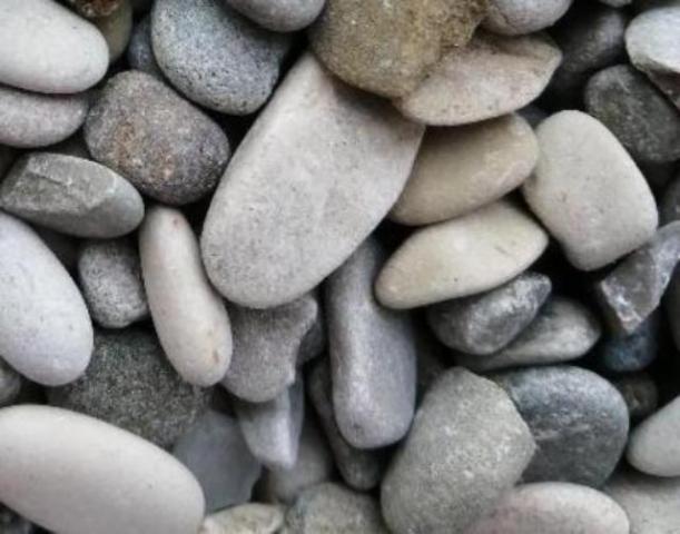 Где заказать гальку и каменную крошку с доставкой?  в Череповце